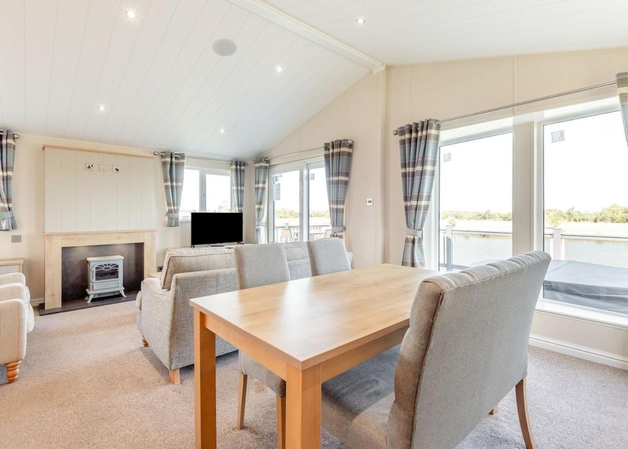 Home Farm Park Lakeside Retreat Burgh le Marsh Δωμάτιο φωτογραφία